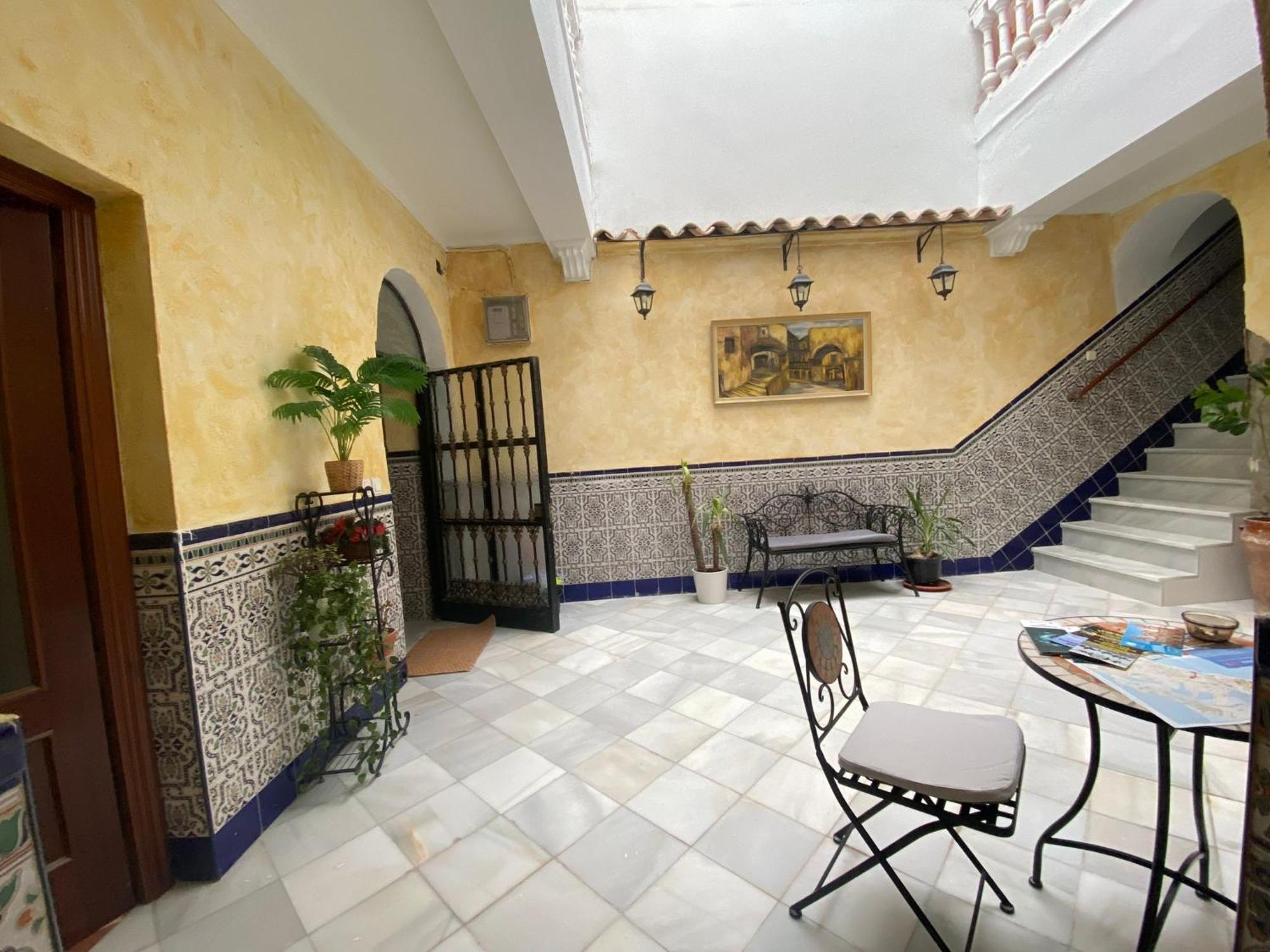 דירות קדיז Patio Andalusi Junto A La Vina מראה חיצוני תמונה
