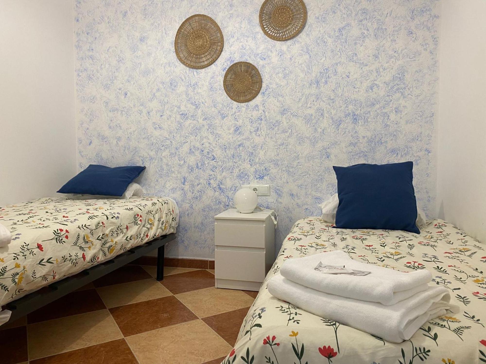 דירות קדיז Patio Andalusi Junto A La Vina מראה חיצוני תמונה