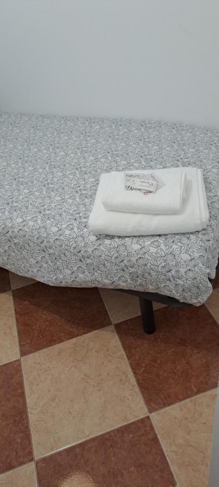 דירות קדיז Patio Andalusi Junto A La Vina מראה חיצוני תמונה