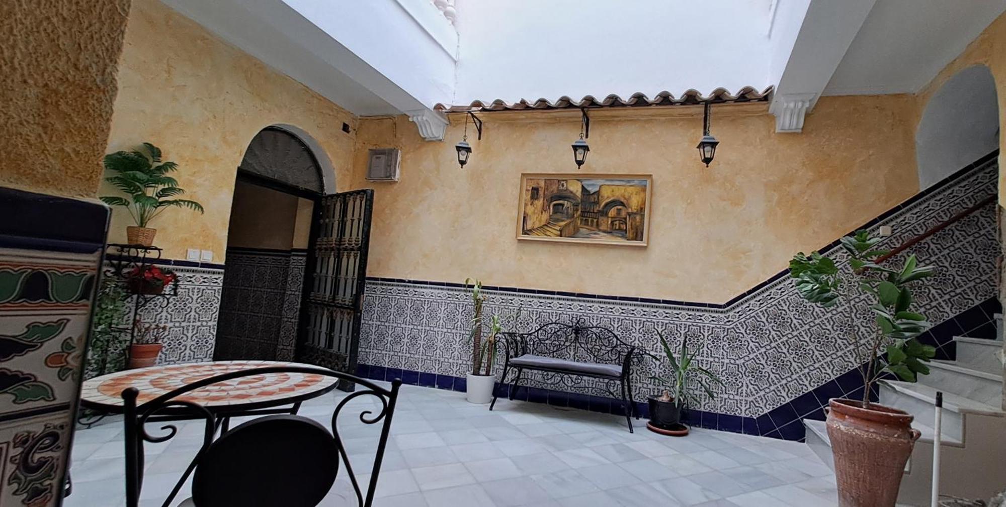 דירות קדיז Patio Andalusi Junto A La Vina מראה חיצוני תמונה